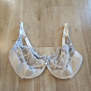 Wacoal‎ Bra 34DD Nude Gray Sheer Mesh Embroidered Underwire Full Coverage 65172